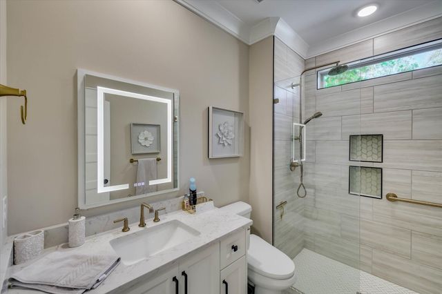 212 Pirates Cove, Mccormick, SC 29835