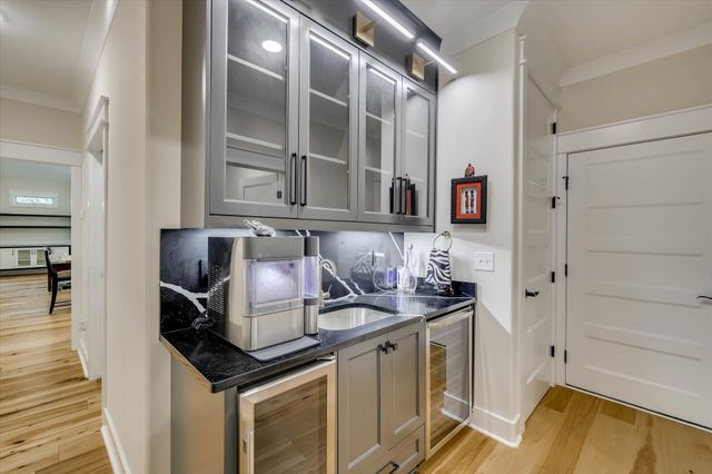 212 Pirates Cove, Mccormick, SC 29835