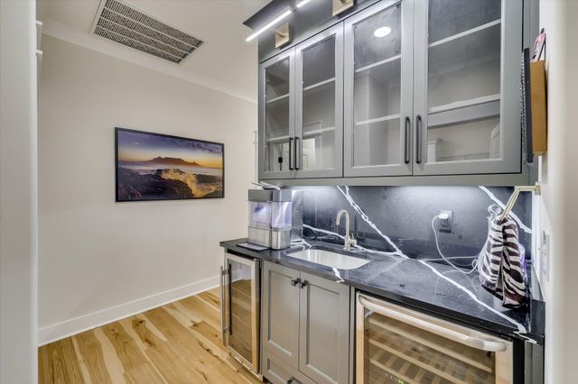 212 Pirates Cove, Mccormick, SC 29835