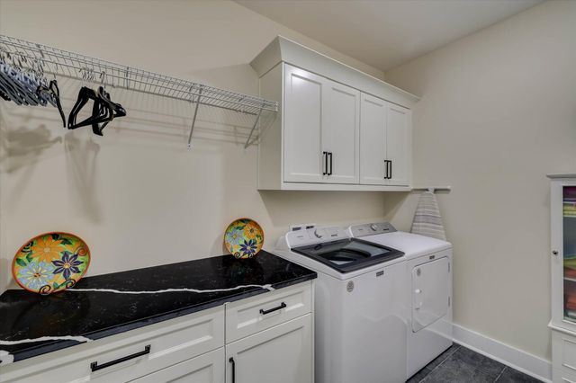 212 Pirates Cove, Mccormick, SC 29835