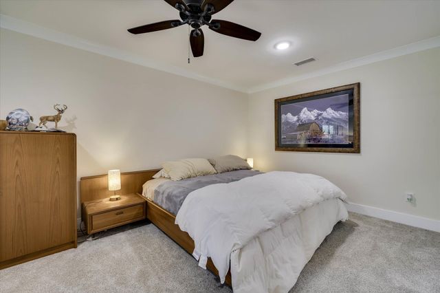 212 Pirates Cove, Mccormick, SC 29835