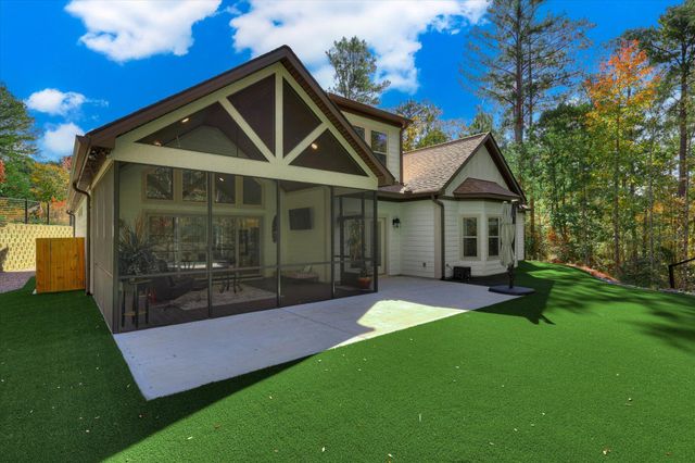 212 Pirates Cove, Mccormick, SC 29835