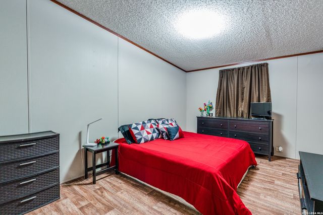 1824 Live Oak Dr, Canyon Lake, TX 78133