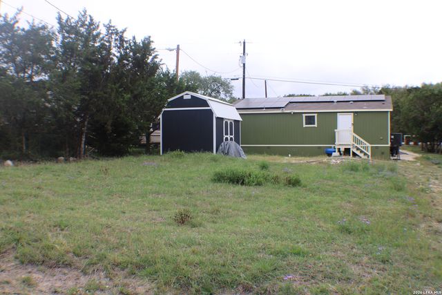 1824 Live Oak Dr, Canyon Lake, TX 78133