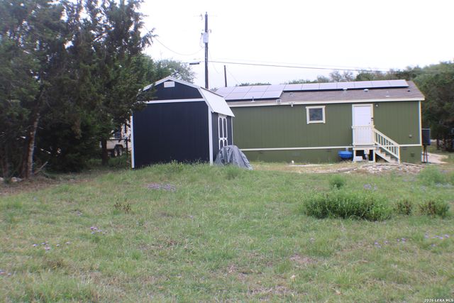 1824 Live Oak Dr, Canyon Lake, TX 78133