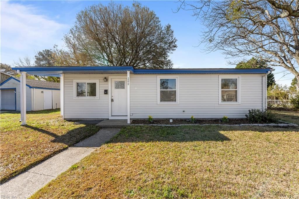 200 Velva DR, Chesapeake, VA 23325