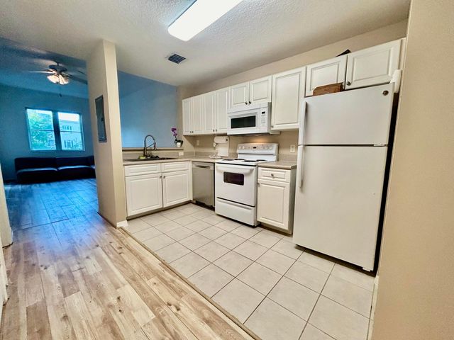 1209 MAIN Street 307, Jupiter, FL 33458