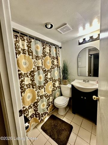 1815 Roosevelt Ave, Louisville, KY 40242