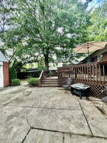 1815 Roosevelt Ave, Louisville, KY 40242