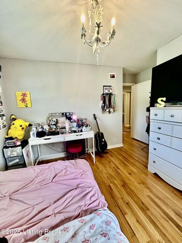 1815 Roosevelt Ave, Louisville, KY 40242