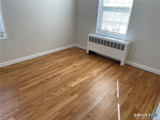 50 Mencel Circle C, Bridgeport, CT 06610