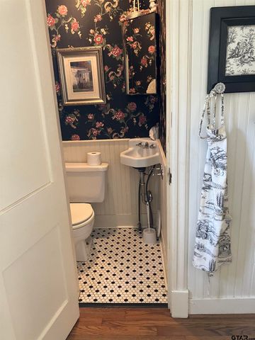 1319 Belmont Dr., Tyler, TX 75701