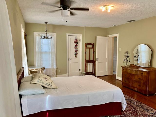 1319 Belmont Dr., Tyler, TX 75701