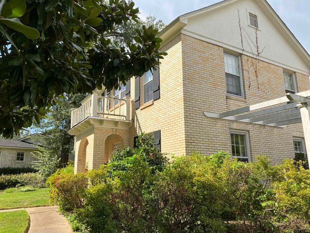 1319 Belmont Dr., Tyler, TX 75701