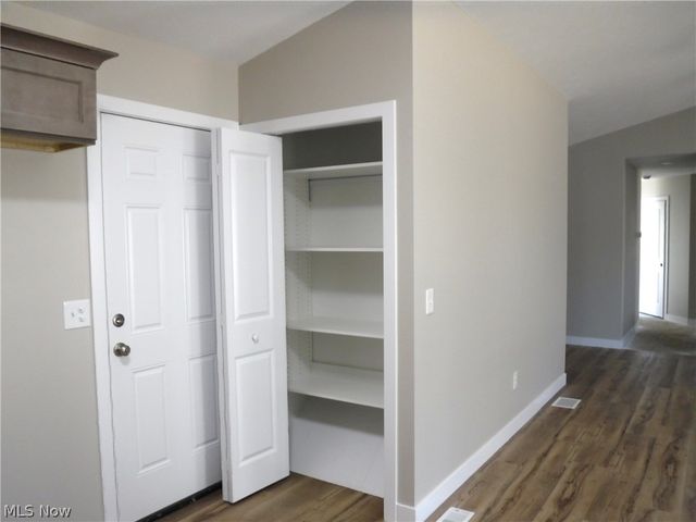 16298 Weathervane Drive, Middlefield, OH 44062