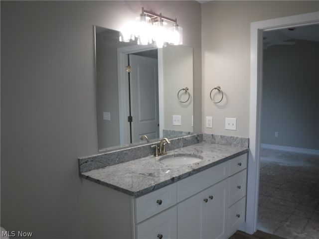 16298 Weathervane Drive, Middlefield, OH 44062