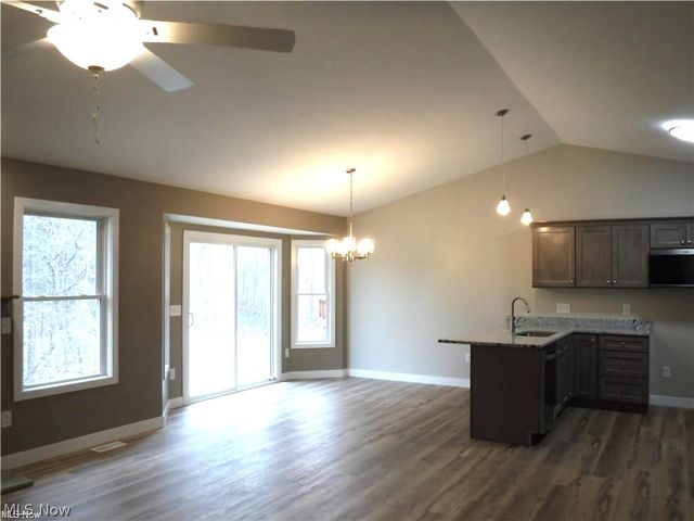 16298 Weathervane Drive, Middlefield, OH 44062