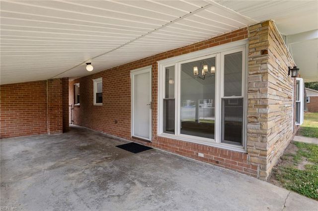 152 Gene AVE, Suffolk, VA 23434