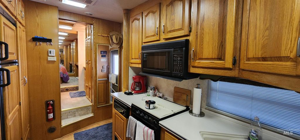 102 Chief Lawyer St, Kamiah, ID 83536 photo 18