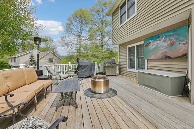 66 Sedge Road, Valley Cottage, NY 10989