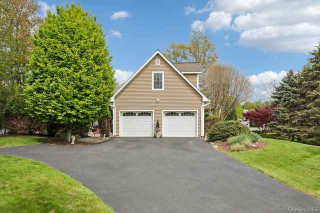 66 Sedge Road, Valley Cottage, NY 10989