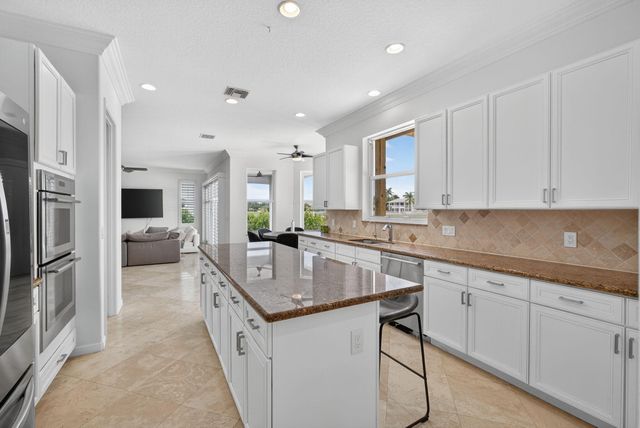 11587 MANATEE BAY Lane, Wellington, FL 33449