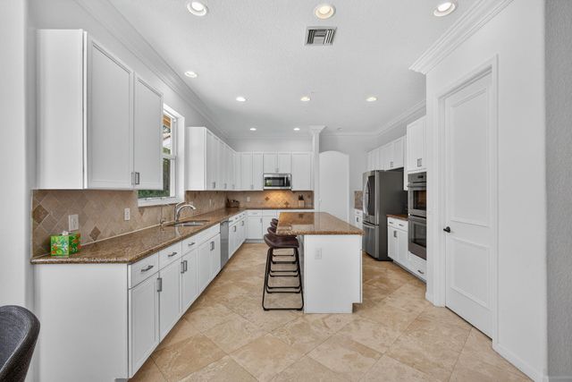 11587 MANATEE BAY Lane, Wellington, FL 33449