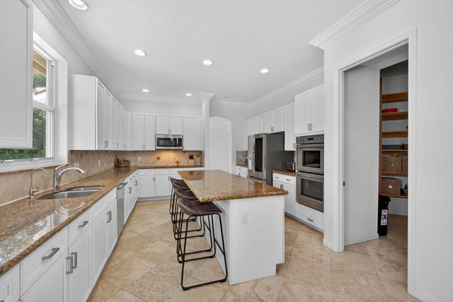 11587 MANATEE BAY Lane, Wellington, FL 33449