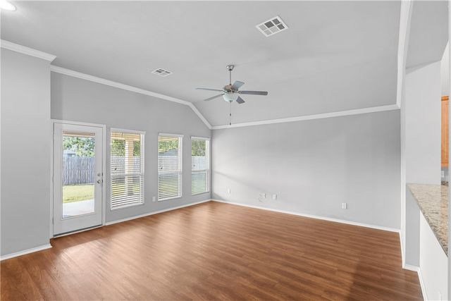 2530 Elkhorn Trail, Bryan, TX 77803