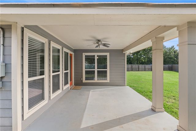 2530 Elkhorn Trail, Bryan, TX 77803