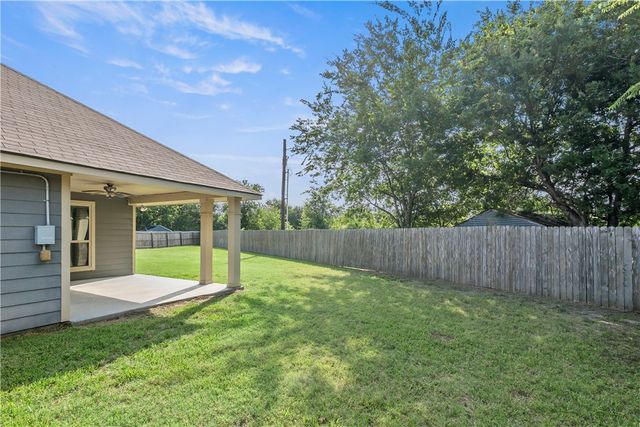 2530 Elkhorn Trail, Bryan, TX 77803