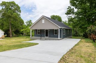 619 Kingree Rd, Shelbyville, TN 37160
