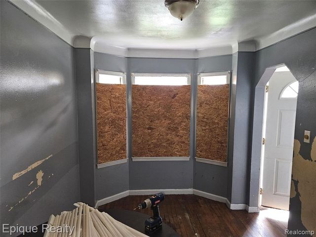 6166 Farmbrook Street, Detroit, MI 48224
