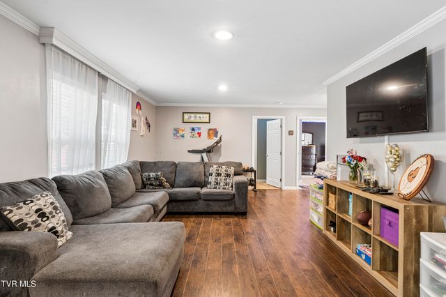 117 Lincoln Street, Unicoi, TN 37692