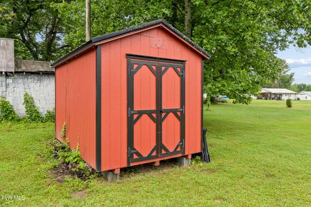 117 Lincoln Street, Unicoi, TN 37692