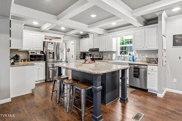 117 Lincoln Street, Unicoi, TN 37692