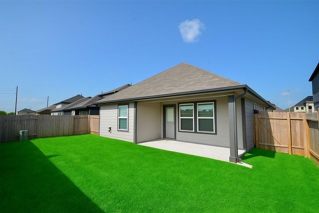 2211 Bright Sunrise Trail, Fresno, TX 77545