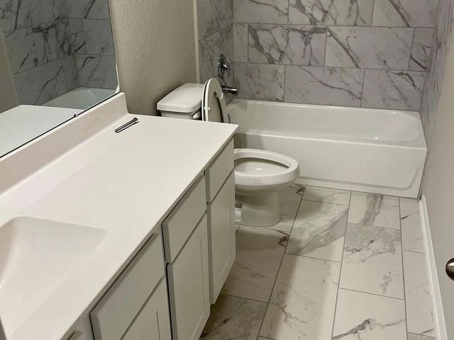 2211 Bright Sunrise Trail, Fresno, TX 77545