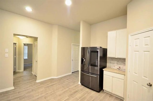 2211 Bright Sunrise Trail, Fresno, TX 77545