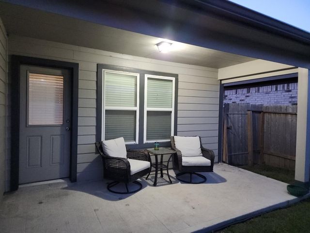 2211 Bright Sunrise Trail, Fresno, TX 77545