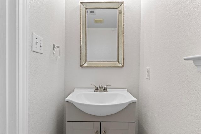 161 Prairie Verbena DR, Kyle, TX 78640