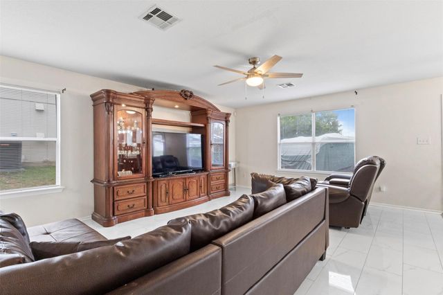 161 Prairie Verbena DR, Kyle, TX 78640