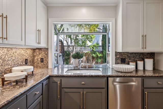 414 Laurel Avenue, Menlo Park, CA 94025