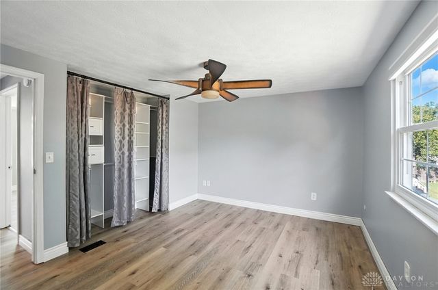 6045 Pine Glen Lane, Dayton, OH 45424