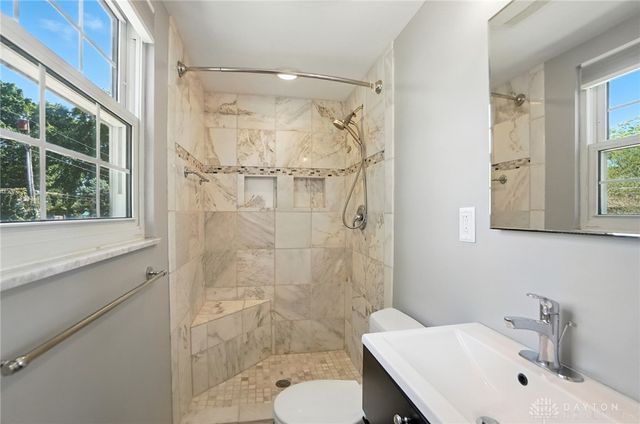6045 Pine Glen Lane, Dayton, OH 45424