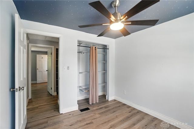 6045 Pine Glen Lane, Dayton, OH 45424