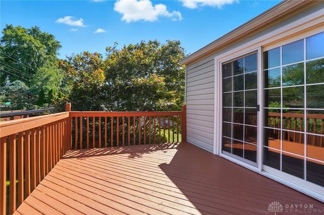 6045 Pine Glen Lane, Dayton, OH 45424