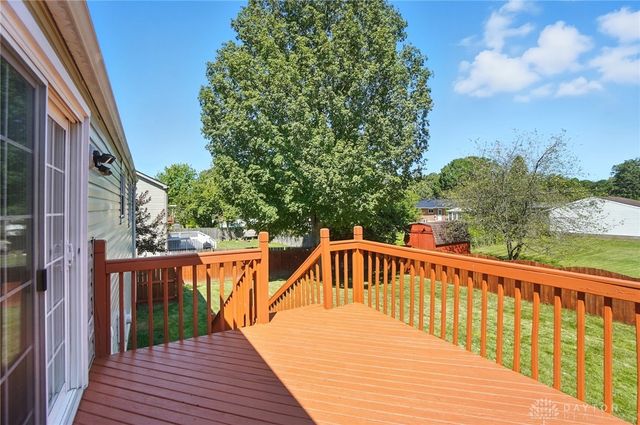 6045 Pine Glen Lane, Dayton, OH 45424