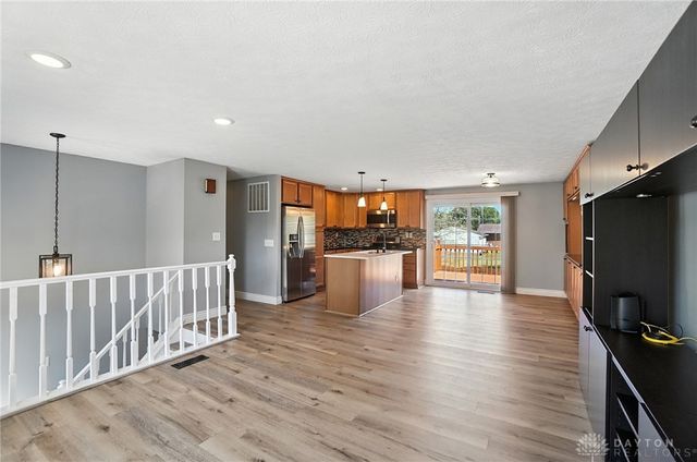 6045 Pine Glen Lane, Dayton, OH 45424