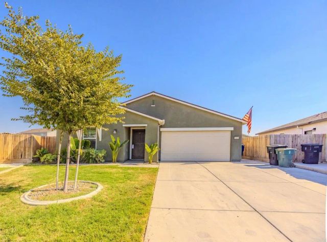 5803 Vespucci Avenue, Bakersfield, CA 93313
